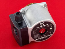 Насос циркуляційний Grundfos UPS 15-50 75W 59945536