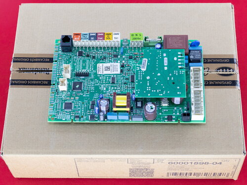 Купить Оригінальна електронна плата керування Ariston, Chaffoteaux ➣ для конденсаційних котлів 10 660 грн., фото